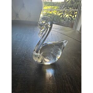 Clear Crystal Swan Figurine Sculpture Elegant Home Decor  Piece Vintage EUC
